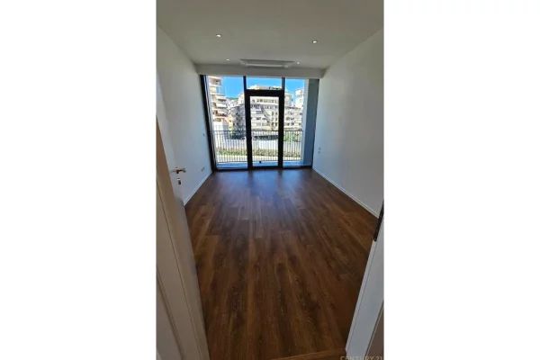 Appartamento in affitto a Tirana 2+1, Arredato