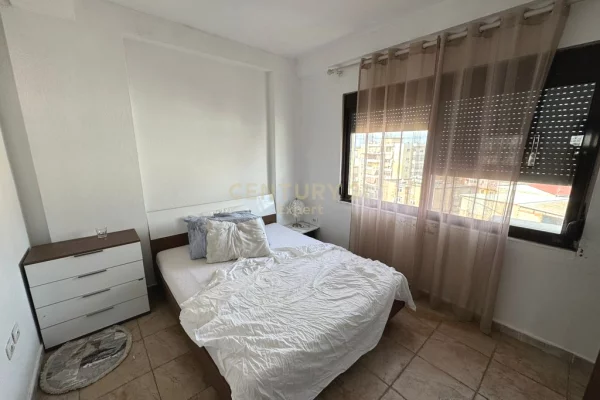 Appartamento in affitto a Tirana 3+1, Arredato