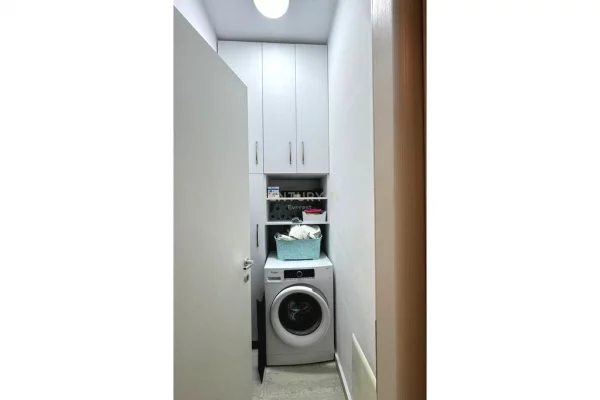 Shtepi ne shitje Apartament ne Tirane, 2+1, Mobilimi E mobiluar, Pagesa 260,000  Euro.