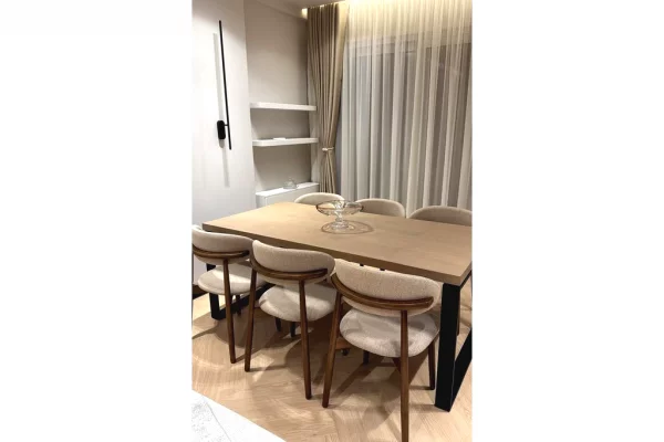 Shtepi ne shitje Apartament ne Tirane, 2+1, Mobilimi E mobiluar, Pagesa 280,000  Euro.