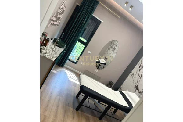 JEPET ME QIRA PARUKERI NE KOMUNEN E PARISIT!