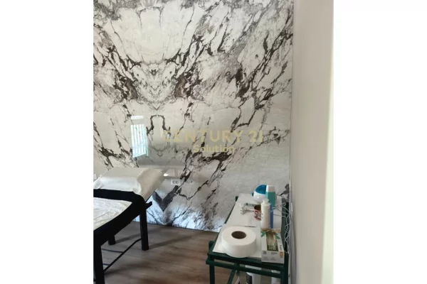 JEPET ME QIRA PARUKERI NE KOMUNEN E PARISIT!