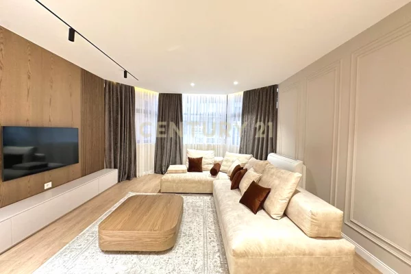 House for Rent 3+1 in Tirana - 2,000 Euro