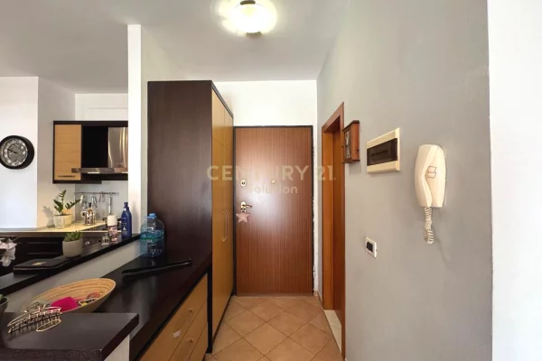 Shtepi ne shitje Apartament ne Tirane, 2+1, Mobilimi E mobiluar, Pagesa 285,000  Euro.