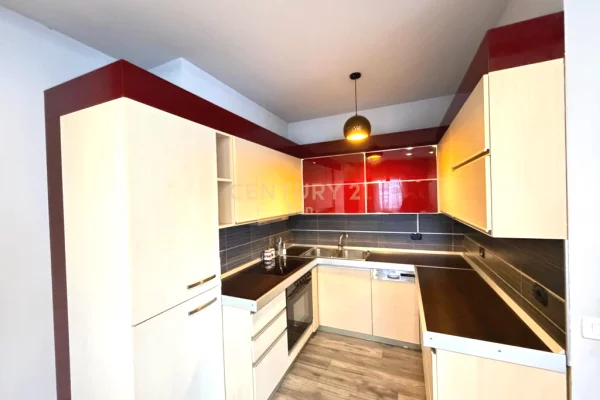 Shtepi me qera Apartament ne Tirane, 2+1, Mobilimi E mobiluar, Pagesa 1,100  Euro.