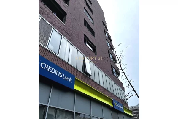 Ambient Per Qira Tek Stadiumi Dinamo