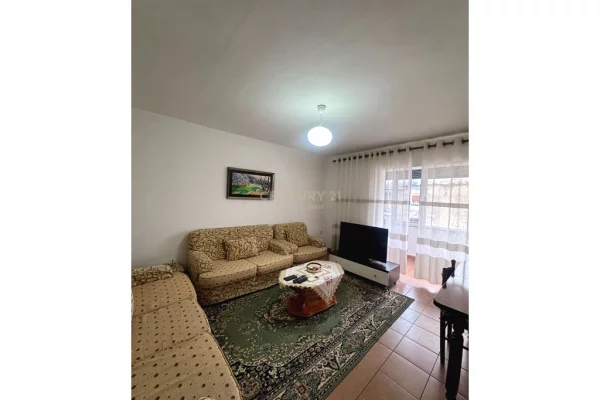 Shtepi ne shitje Apartament ne Tirane, 2+1, Mobilimi E mobiluar, Pagesa 128,000  Euro.