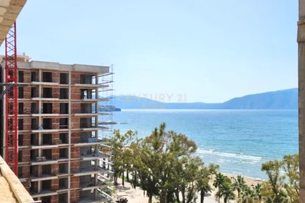 Shtepi ne shitje Apartament ne Vlore, 1+1, Mobilimi Bosh, pa mobiluar, Pagesa 284,600  Euro.