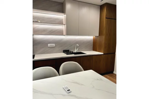 Shtepi me qera Apartament ne Tirane, 1+1, Mobilimi E mobiluar, Pagesa 700  Euro.