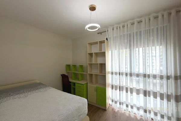 Shtepi ne shitje Apartament ne Tirane, 2+1, Mobilimi E mobiluar, Pagesa 250,000  Euro.