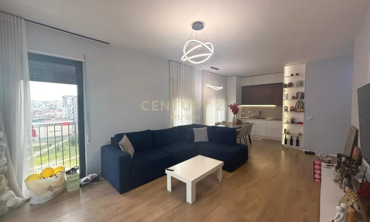 Shtepi ne shitje Apartament ne Tirane, 1+1, Mobilimi E mobiluar, Pagesa 155,000  Euro.