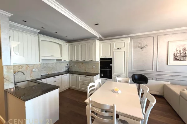 Shtepi me qera Apartament ne Tirane, 2+1, Mobilimi E mobiluar, Pagesa 3,000  Euro.