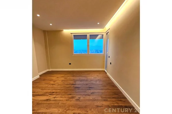 Shtepi ne shitje Penthose(kati i fundit panoramik) ne Tirane, 3+1, Mobilimi Pjeserisht e mobiluar, Pagesa 410,000  Euro.