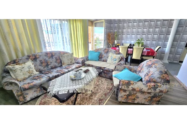 Shtepi ne shitje Apartament ne Tirane, 2+1, Mobilimi E mobiluar, Pagesa 265,550  Euro.
