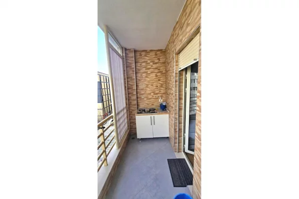 Shtepi ne shitje Apartament ne Tirane, 2+1, Mobilimi E mobiluar, Pagesa 265,550  Euro.