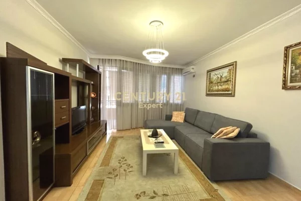 House for Rent 2+1 in Tirana - 800 Euro