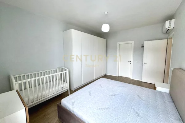 Shtepi ne shitje Apartament ne Tirane, 2+1, Mobilimi E mobiluar, Pagesa 278,000  Euro.