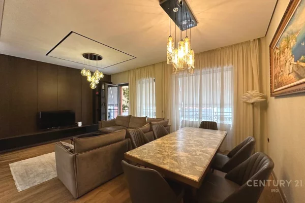 Shtepi ne shitje Apartament ne Tirane, 2+1, Mobilimi E mobiluar, Pagesa 550,000  Euro.