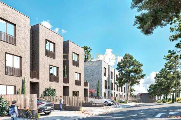 Shtepi ne shitje Apartament ne Tirane, 2+1, Mobilimi Bosh, pa mobiluar, Pagesa 311,000  Euro.