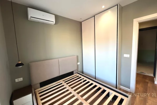 Shtepi ne shitje Apartament ne Tirane, 1+1, Mobilimi E mobiluar, Pagesa 155,000  Euro.