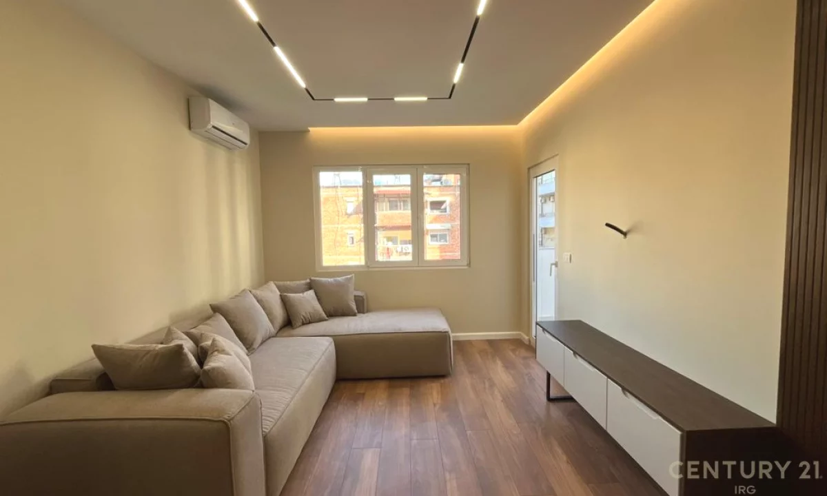 Shtepi ne shitje Apartament ne Tirane, 1+1, Mobilimi E mobiluar, Pagesa 155,000  Euro.