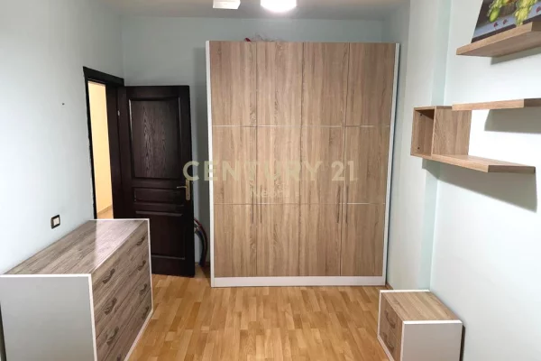 Shtepi me qera Apartament ne Tirane, 2+1, Mobilimi E mobiluar, Pagesa 520  Euro.