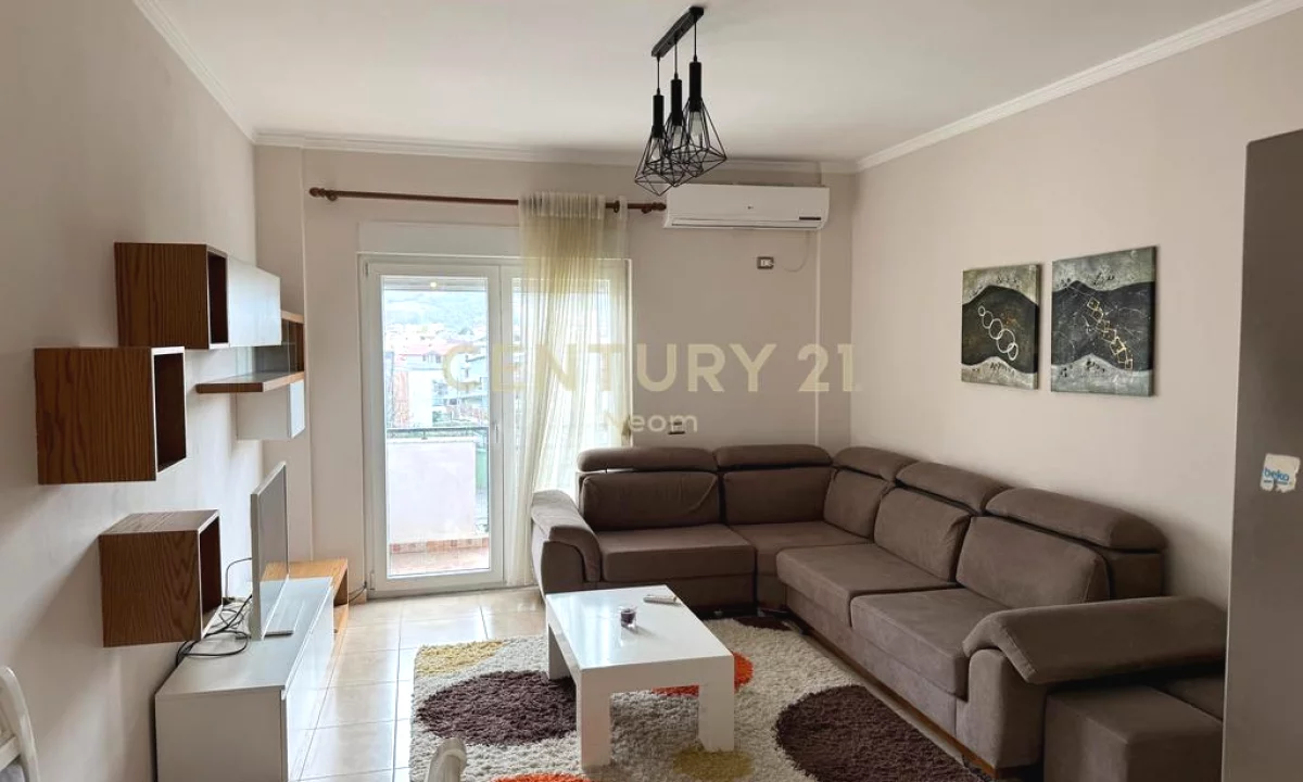 Shtepi me qera Apartament ne Tirane, 2+1, Mobilimi E mobiluar, Pagesa 520  Euro.