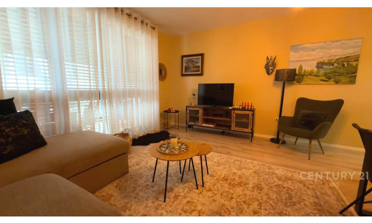 Shtepi me qera Apartament ne Tirane, 1+1, Mobilimi E mobiluar, Pagesa 650  Euro.