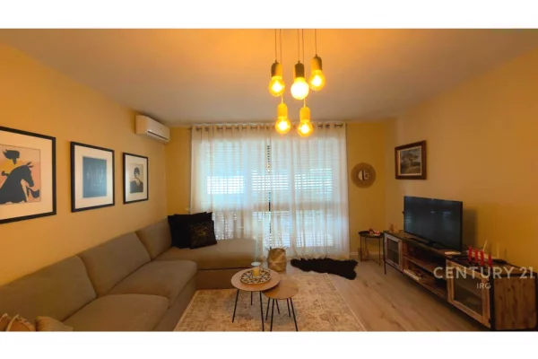 Shtepi me qera Apartament ne Tirane, 1+1, Mobilimi E mobiluar, Pagesa 650  Euro.