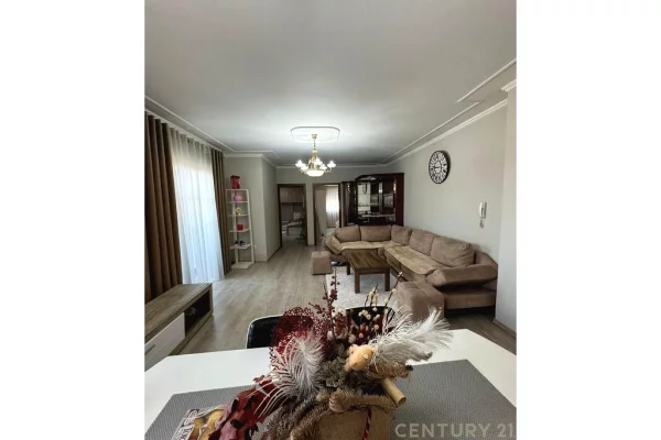 Shtepi ne shitje 2+1 ne Tirane - 180,000 Euro