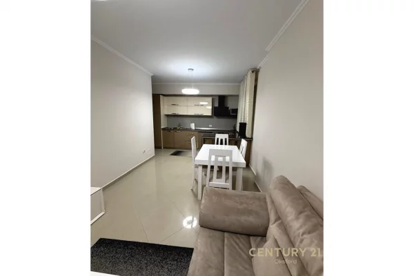 Shtepi me qera Apartament ne Tirane, 2+1, Mobilimi E mobiluar, Pagesa 770  Euro.