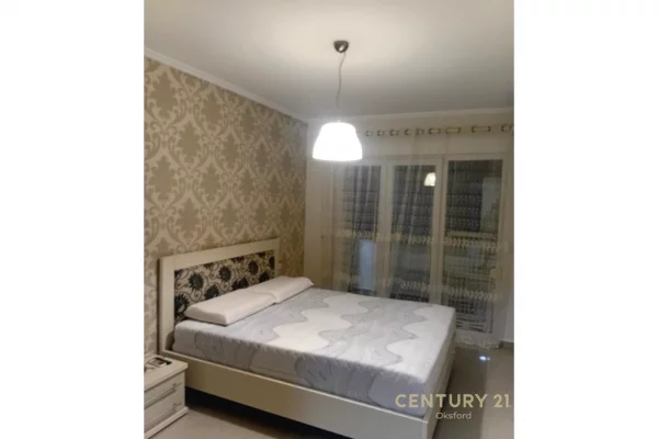 Shtepi me qera Apartament ne Tirane, 2+1, Mobilimi E mobiluar, Pagesa 770  Euro.