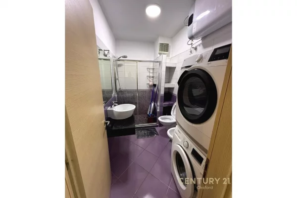 Shtepi me qera Apartament ne Tirane, 2+1, Mobilimi E mobiluar, Pagesa 770  Euro.