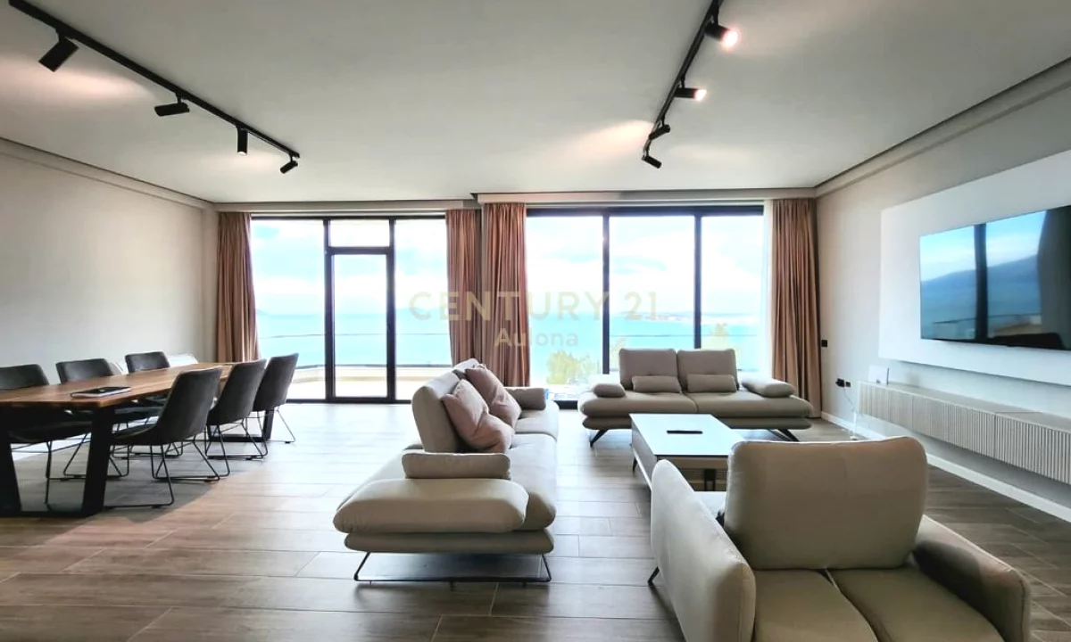 Shtepi ne shitje Apartament ne Vlore, 2+1, Mobilimi E mobiluar, Pagesa 389,000  Euro.