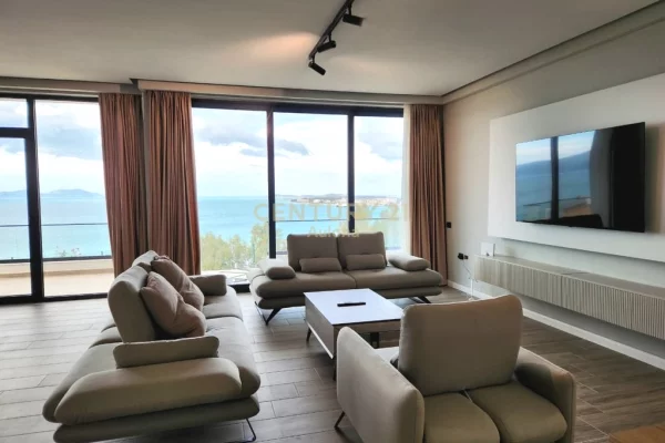 Shtepi ne shitje Apartament ne Vlore, 2+1, Mobilimi E mobiluar, Pagesa 389,000  Euro.