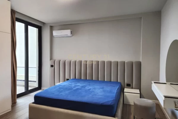 Shtepi ne shitje Apartament ne Vlore, 2+1, Mobilimi E mobiluar, Pagesa 389,000  Euro.