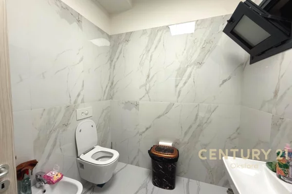 Jepet me qira ambient zyrash, tek Rruges se Kosovareve!