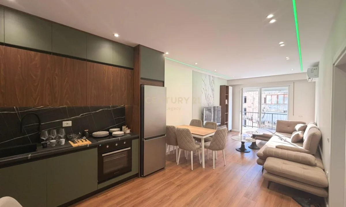 Shtepi me qera Apartament ne Tirane, 2+1, Mobilimi E mobiluar, Pagesa 850  Euro.