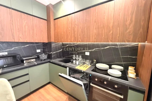 Shtepi me qera Apartament ne Tirane, 2+1, Mobilimi E mobiluar, Pagesa 850  Euro.