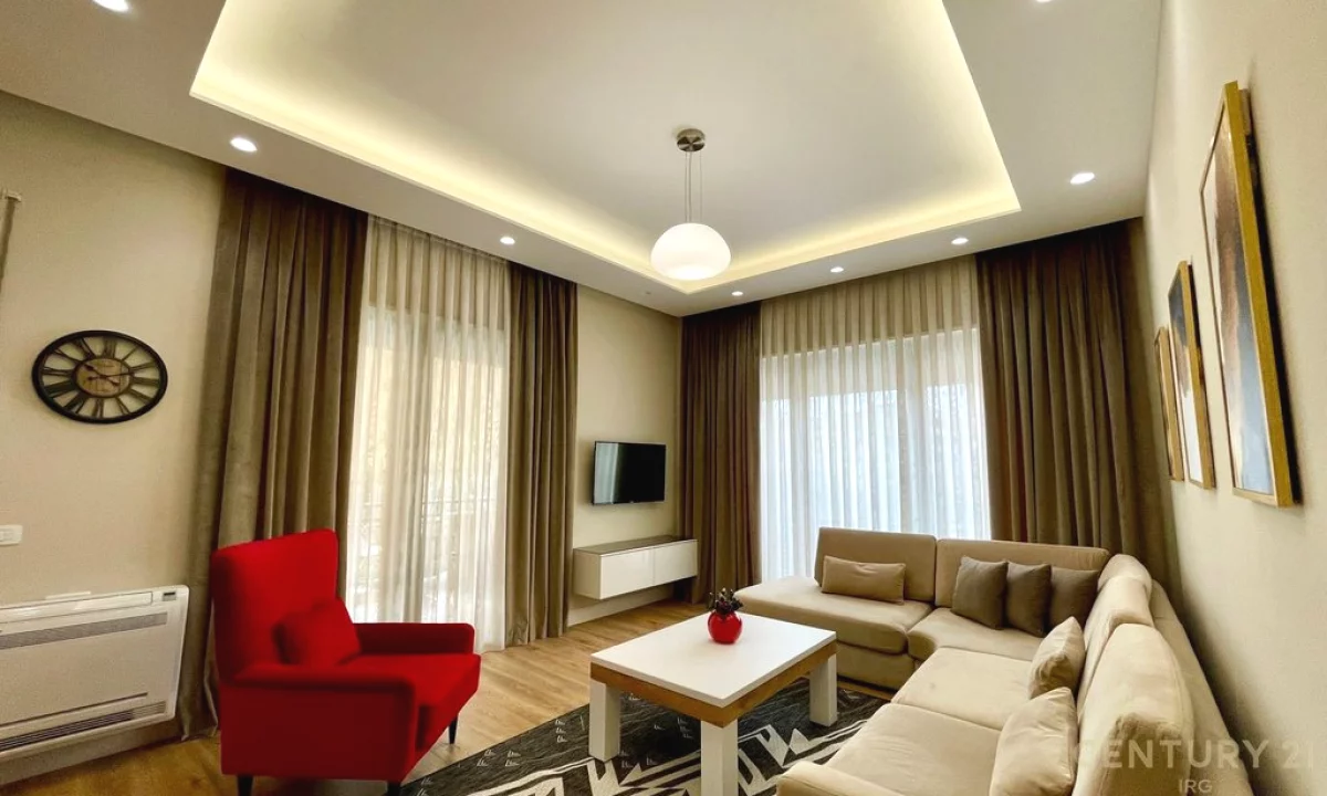 Shtepi ne shitje Apartament ne Tirane, 1+1, Mobilimi E mobiluar, Pagesa 555,000  Euro.