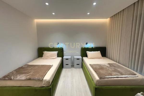 Shtepi ne shitje Apartament ne Tirane, 2+1, Mobilimi E mobiluar, Pagesa 440,000  Euro.