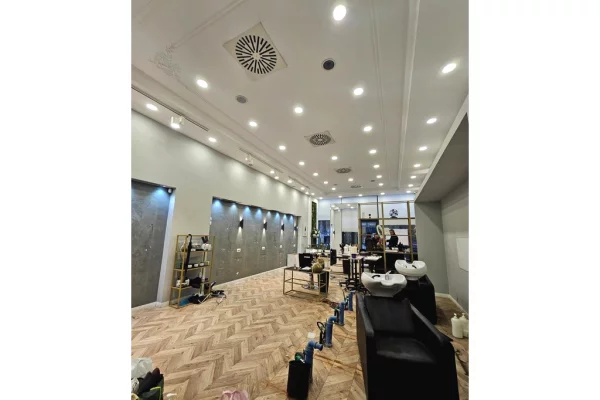 Ambient biznesi me qera 1+1 ne Tirane - 2,200 Euro