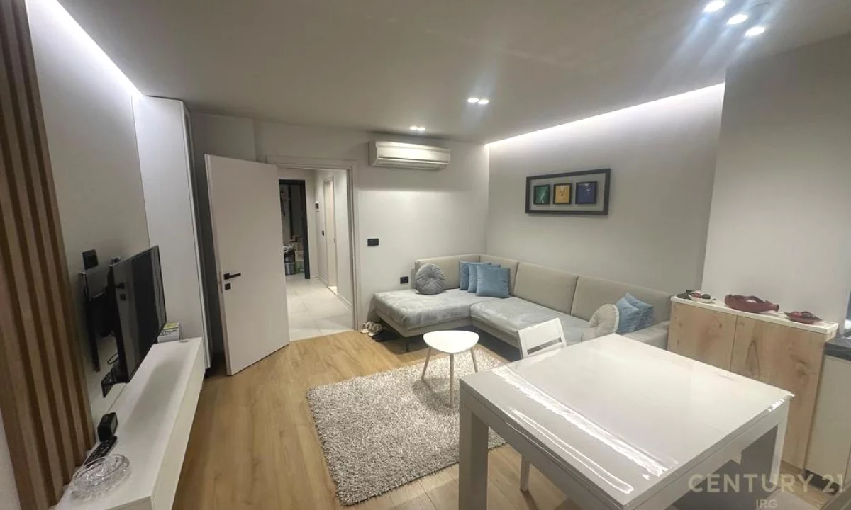 Shtepi me qera Apartament ne Tirane, 1+1, Mobilimi E mobiluar, Pagesa 800  Euro.