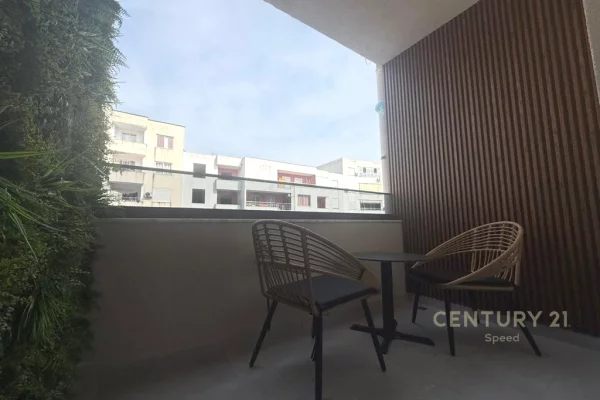 Shtepi ne shitje Apartament ne Tirane, 2+1, Mobilimi E mobiluar, Pagesa 335,000  Euro.