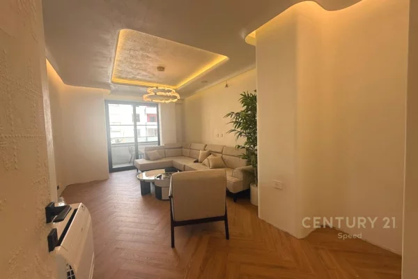 Shtepi ne shitje Apartament ne Tirane, 2+1, Mobilimi E mobiluar, Pagesa 335,000  Euro.