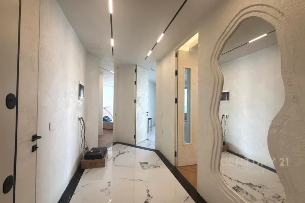 Shtepi ne shitje Apartament ne Tirane, 2+1, Mobilimi E mobiluar, Pagesa 335,000  Euro.