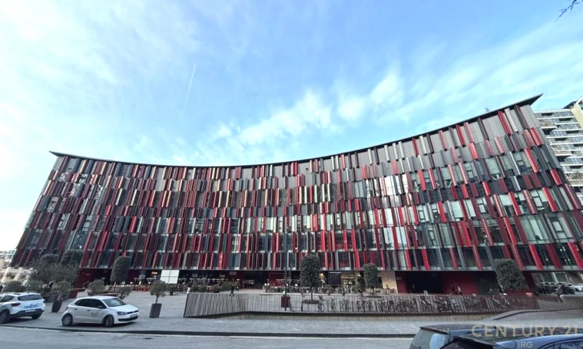 Shitet Dyqan ne nje nga zonat me elitare – prane Stadiumit Air Albania!