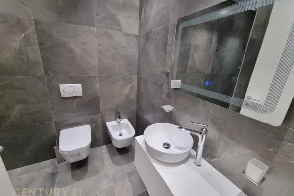 Shtepi me qera Apartament ne Tirane, 2+1, Mobilimi E mobiluar, Pagesa 1,200  Euro.