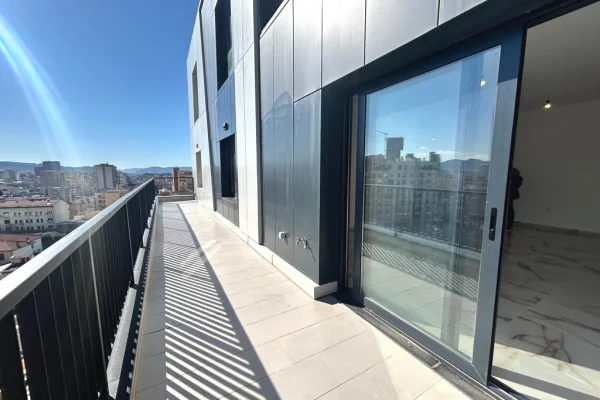 Shtepi me qera Apartament ne Tirane, 2+1, Mobilimi E mobiluar, Pagesa 1,100  Euro.