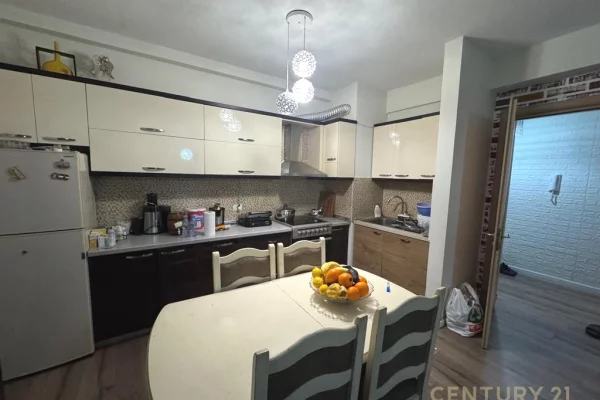 Apartment for sale in Tirana 1+1, Furnished
